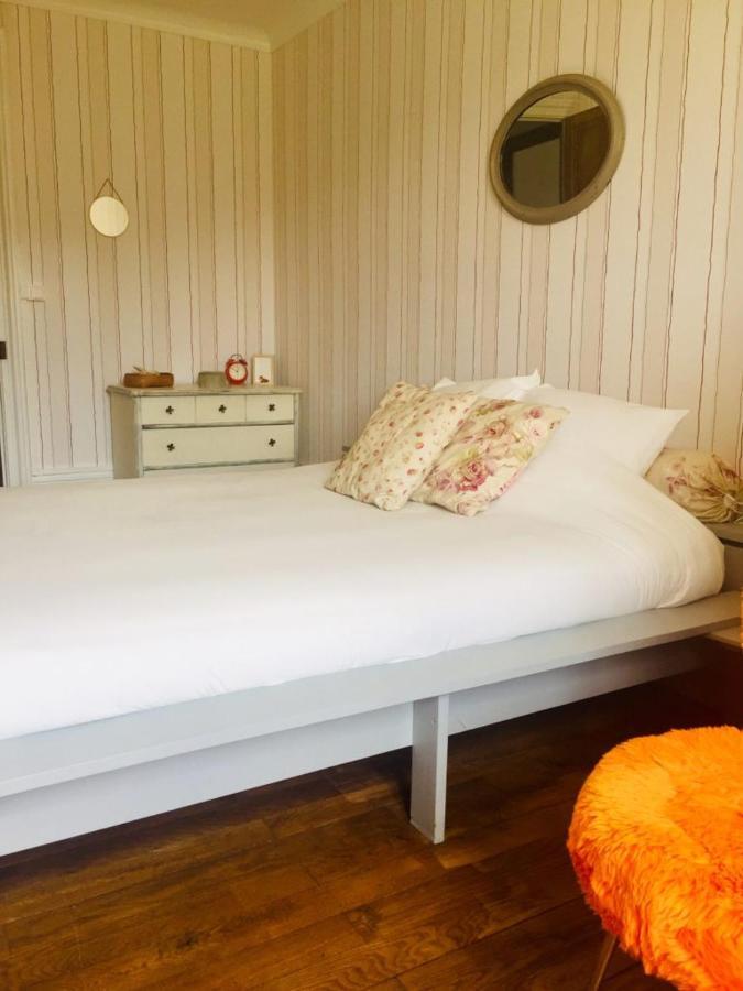 Le Grand Dehors 01 Hotel Cerdon  Екстериор снимка